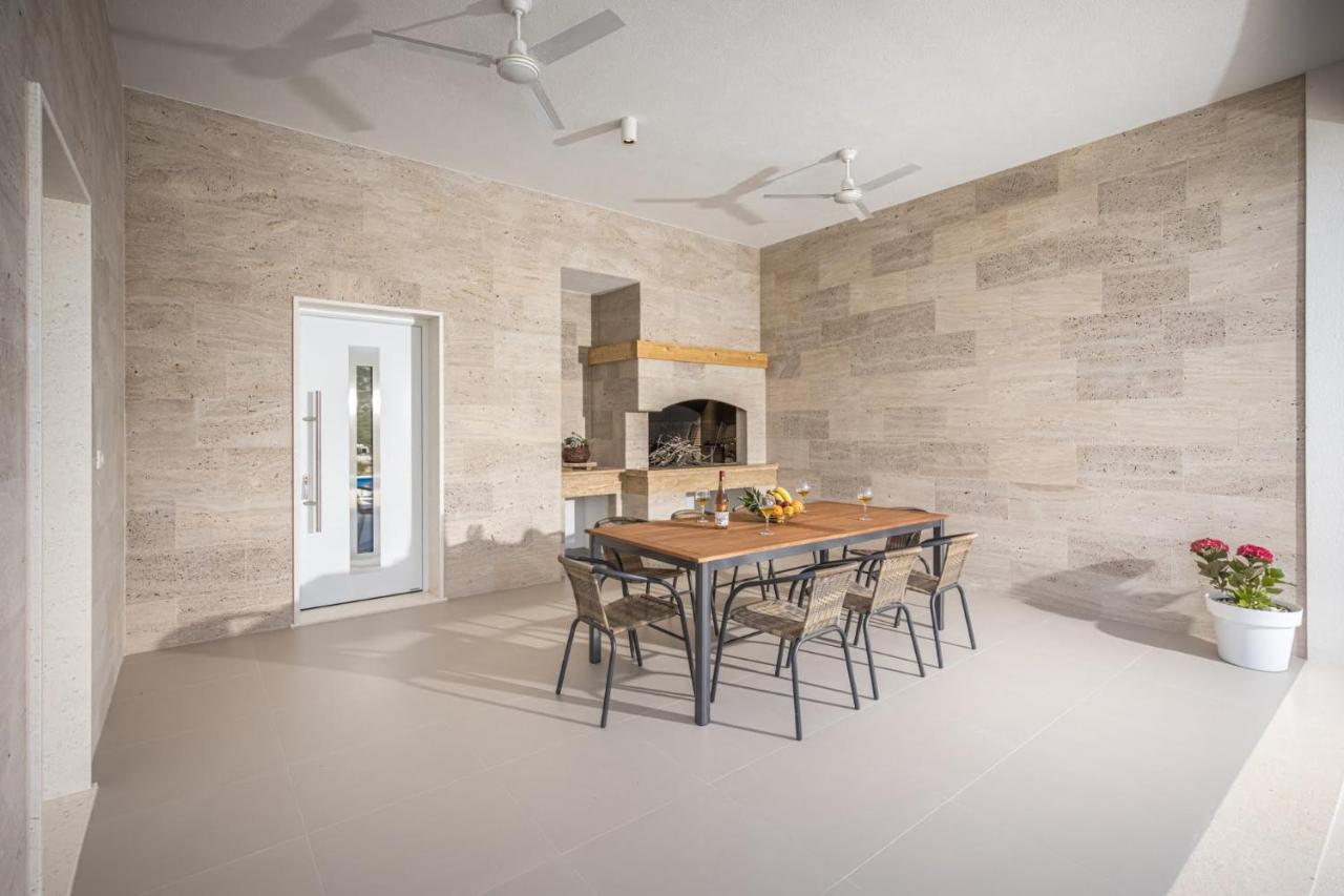 Villa Hileja Marina Extérieur photo